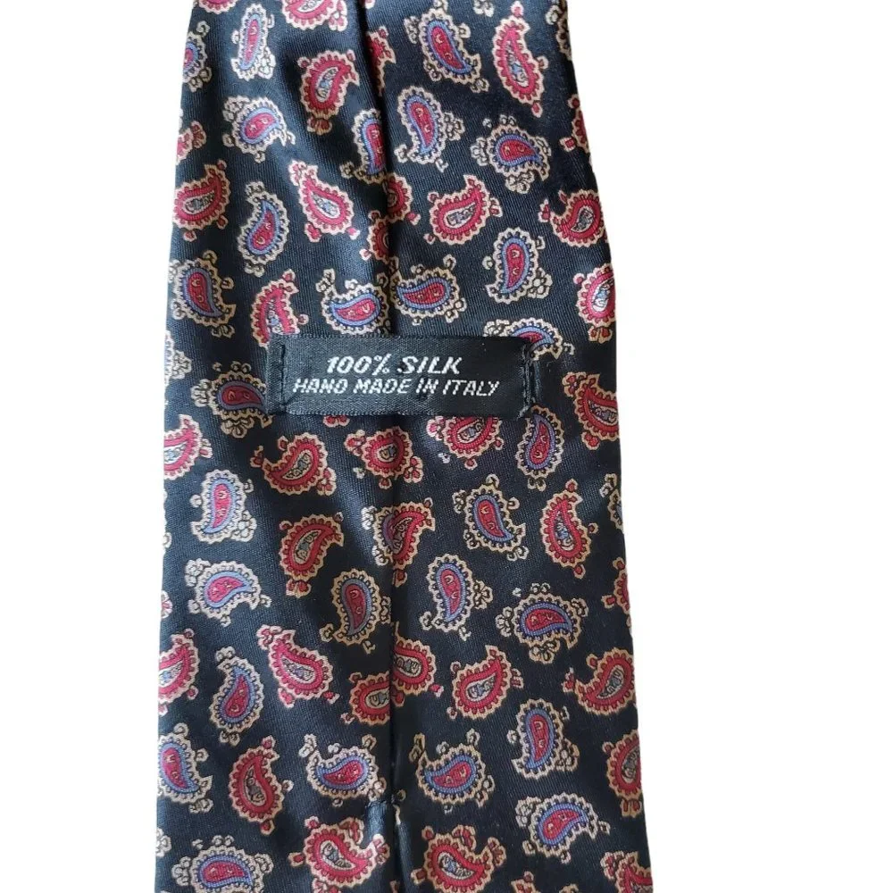 100%‎ silk  Hand Made In Italy Neck Tie Paisley Print